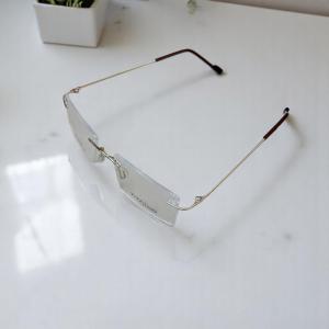 Titanium Ultra-Lightweight Rimless Eyeglasses with Gold Bridge