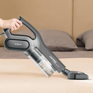 Vacuum Cleaner with cyclone filter