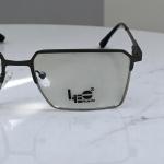 Leo Hussle - Anti-blue light square glasses with a metallic gray frame and flat bridge