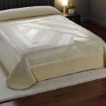 Mora Spain Signature Blanket (42 Crema)