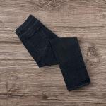 Slim-Fit 5 pocket design Jeans