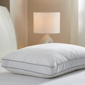 Hotel Twist Pillow with Edging