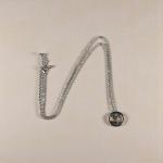 Minimalist Interlocking Circle Pendant Necklace