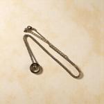 Minimalist Gold-Tone Interlocking Circle Pendant Necklace